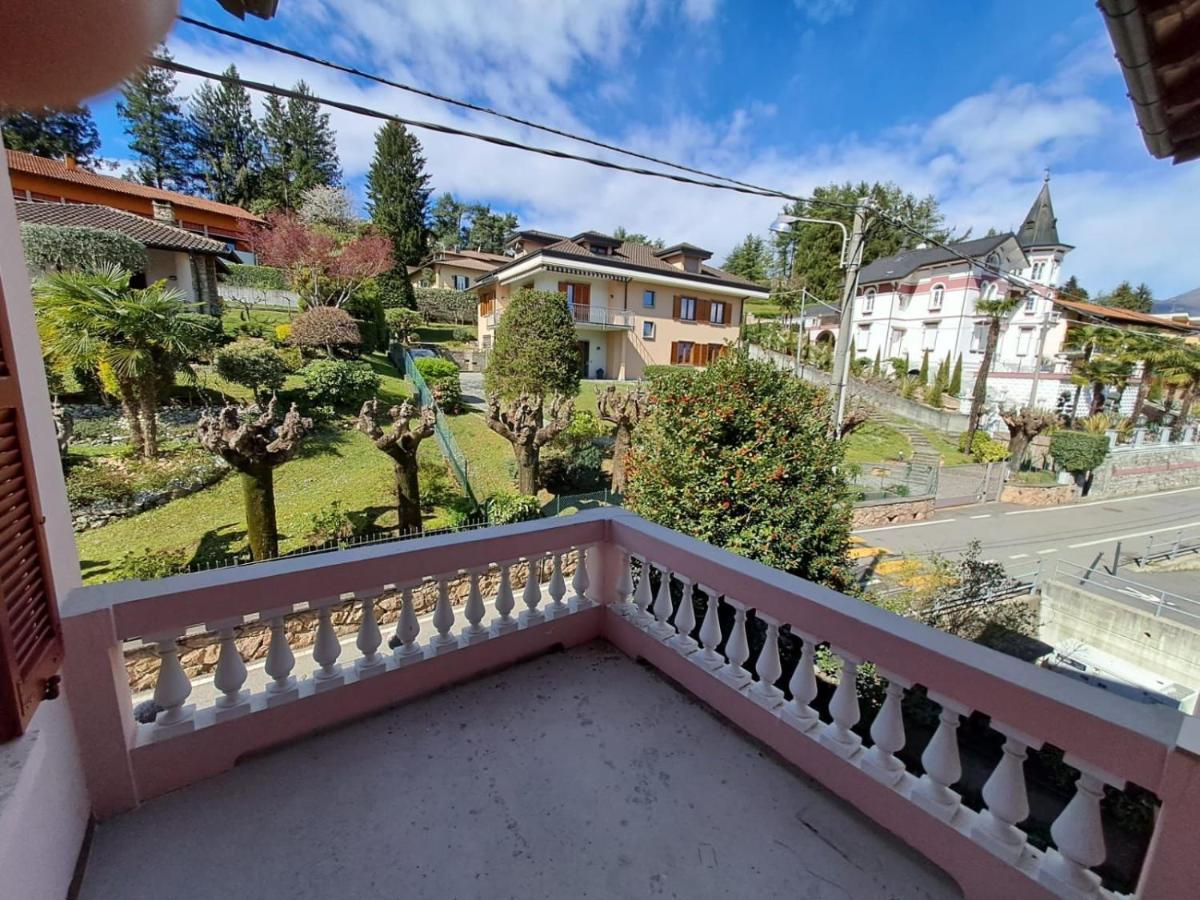 Villa Aida Lake View Лавена-Понте-Треза Экстерьер фото